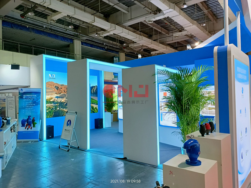 该如何进行展台搭建布置？