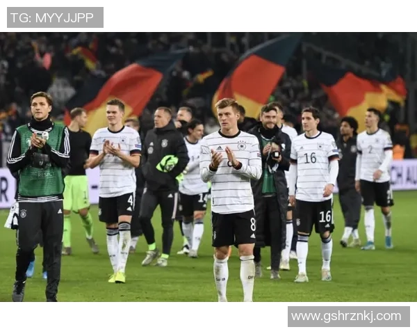 欧锦赛最新积分榜揭晓西班牙队以77分稳居榜首位置 欧锦赛最新积分榜揭晓西班牙队以77分稳居榜首位置